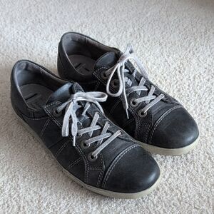 Josef Seibel Black Leather Lace-Up Casual Flats